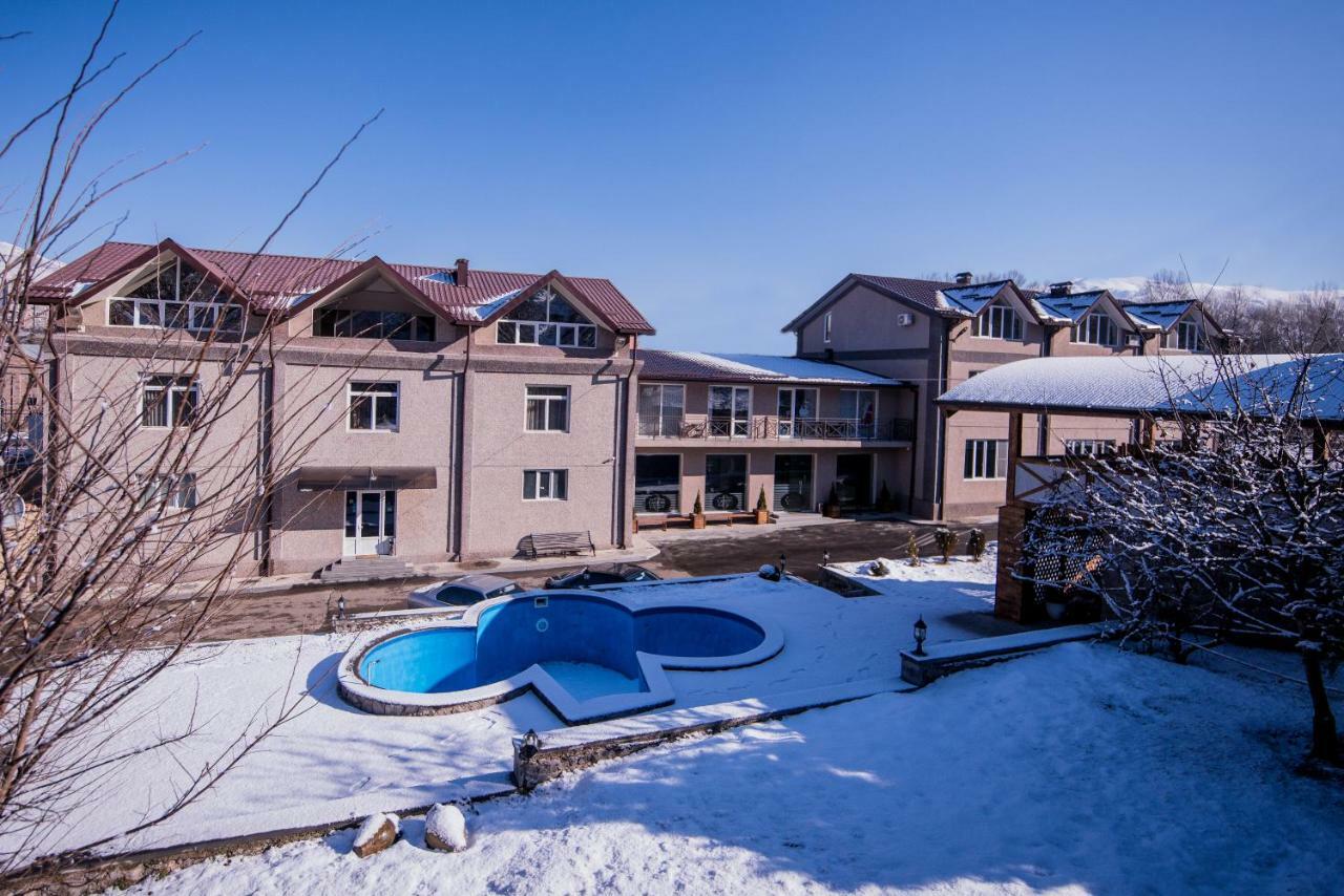 Laguna Hotel Vanadzor Exteriör bild